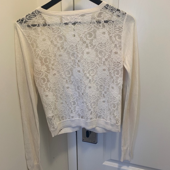 Large Ivory Hollister Cardigan - Picture 2 of 3